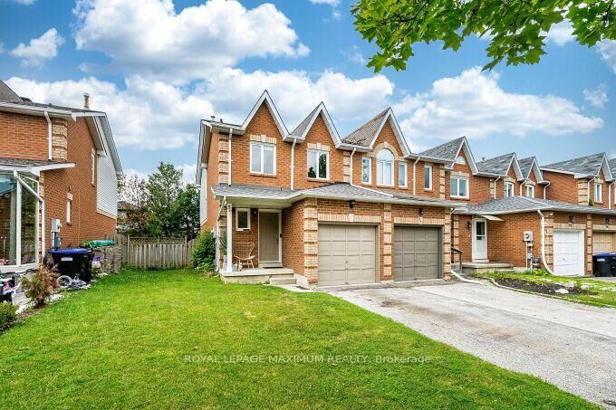 Property Photo: 56 Potter Crescent ON L0G 1W0