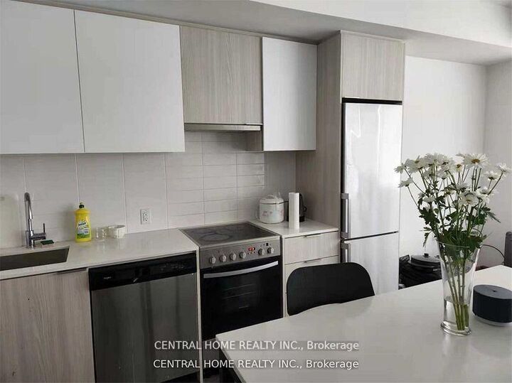 Property Photo: 203 College Street 806 ON M5T 1P9
