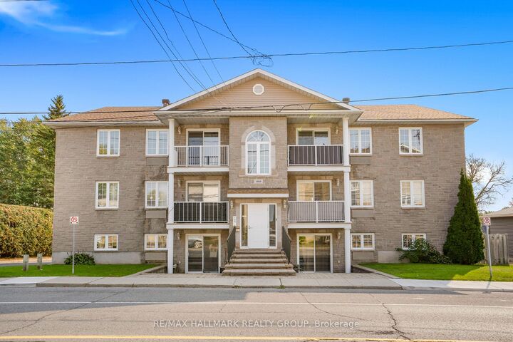 Property Photo: 1005 Laurier Street 302 ON K4K 1T7
