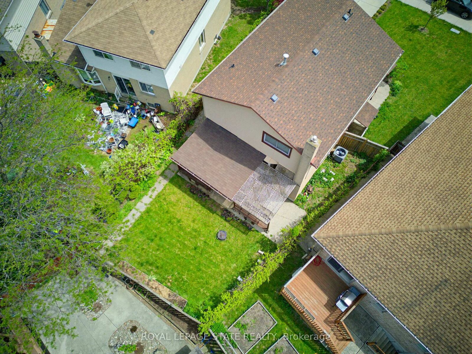 Property Photo:  459 Dicenzo Drive  ON L9B 2C4 