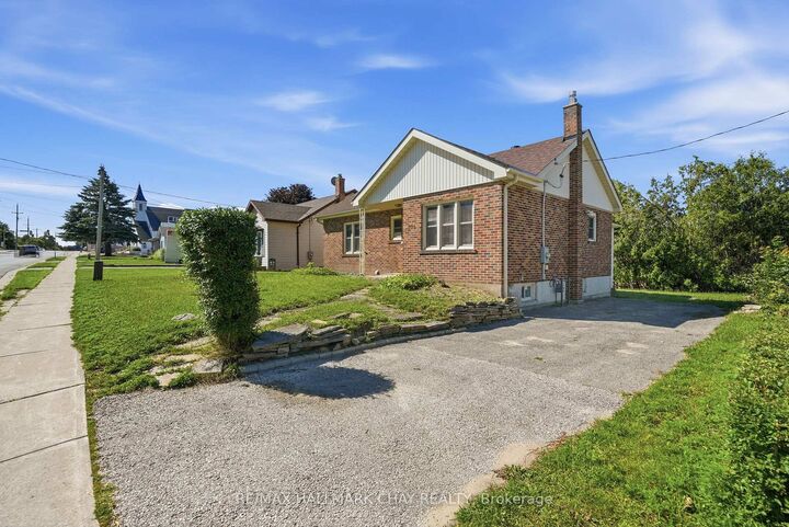 Property Photo:  174 St Vincent Street  ON L4M 3Z2 
