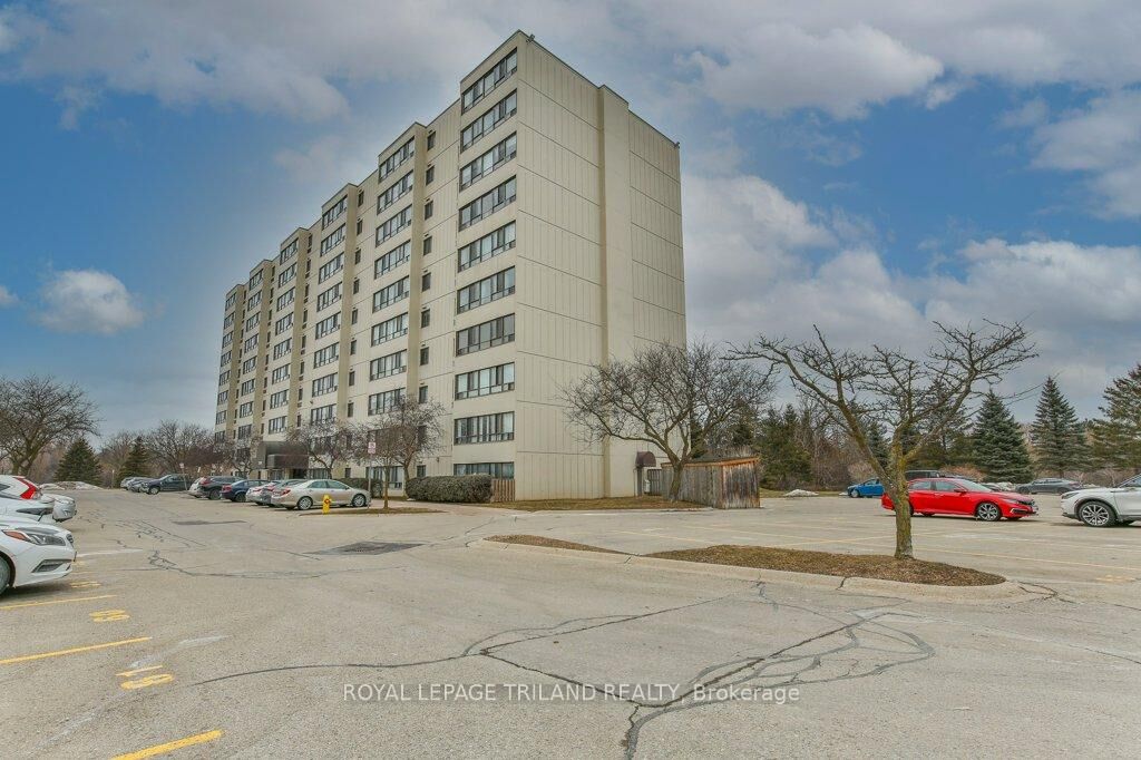 Property Photo: 1600 Adelaide Street N 1001 ON N5X 3H6