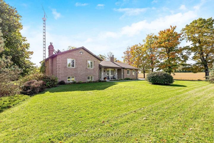 8759 Wellington 124 Road — photo 1