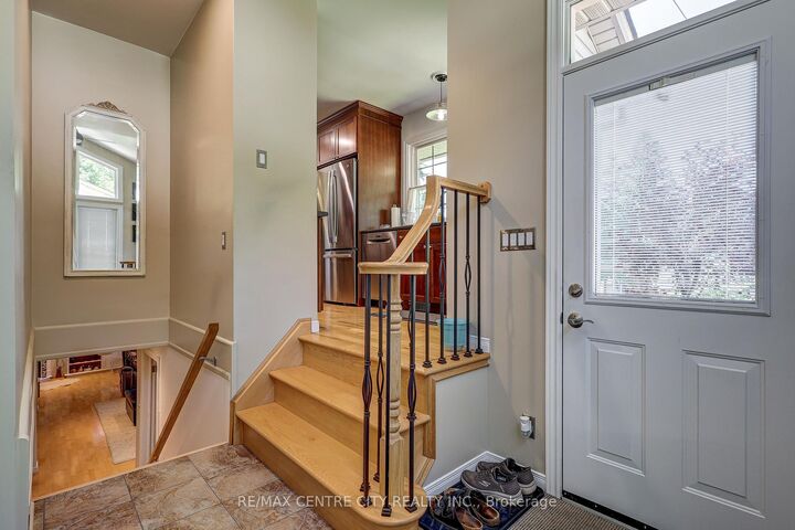 Property Photo: 4766 Sunset Road ON N5L 1J1