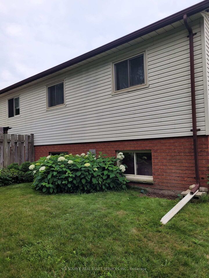 Property Photo:  488 George Street W  ON N0G 1R0 