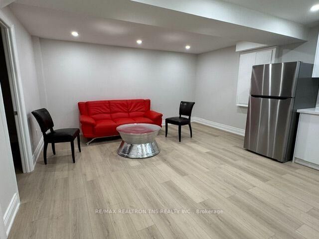 Property Photo:  32 Love Court Basement  ON L4B 0G2 