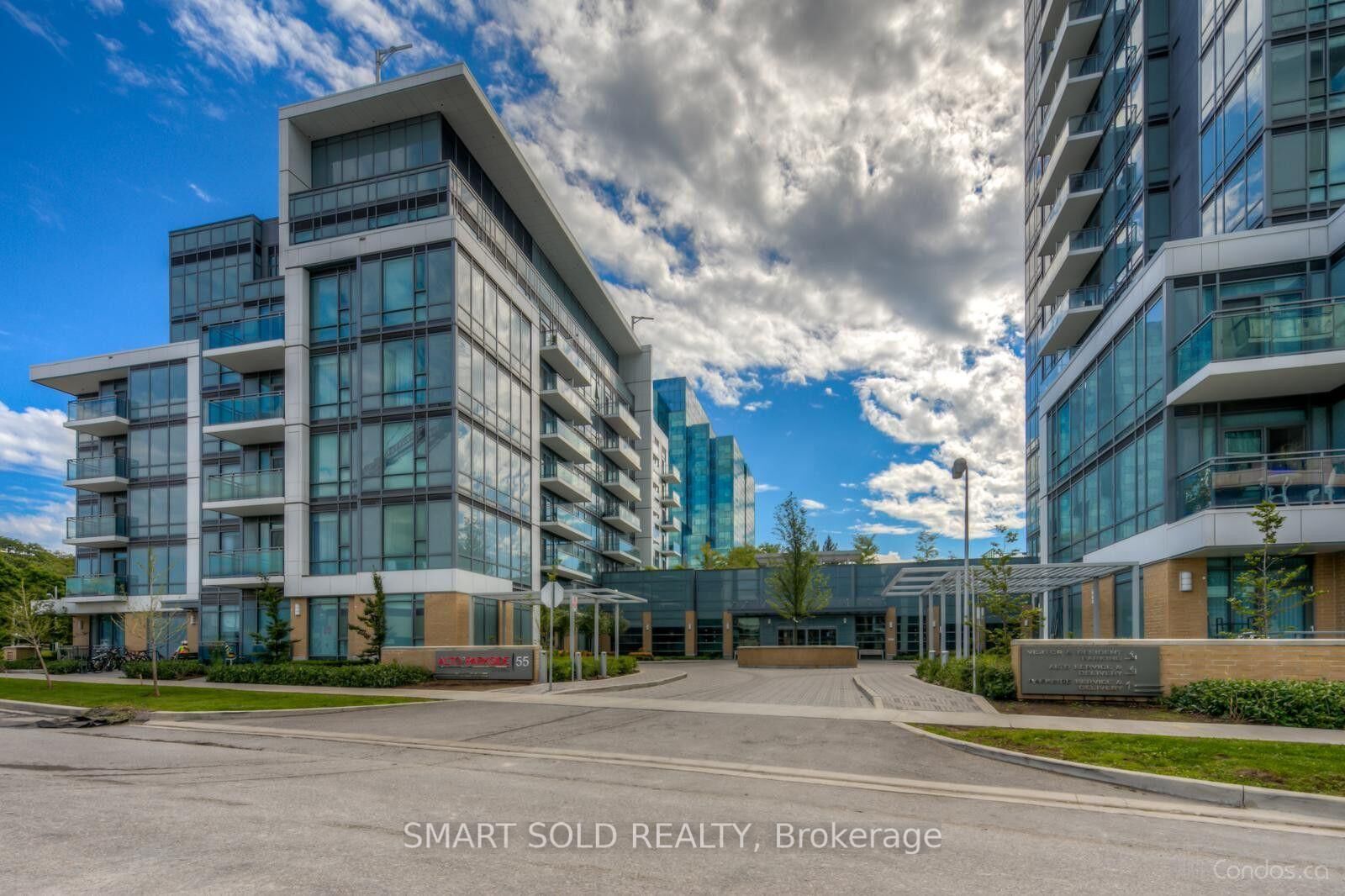Property Photo:  55 Ann O'Reilly Road 4009  ON M2J 0E1 