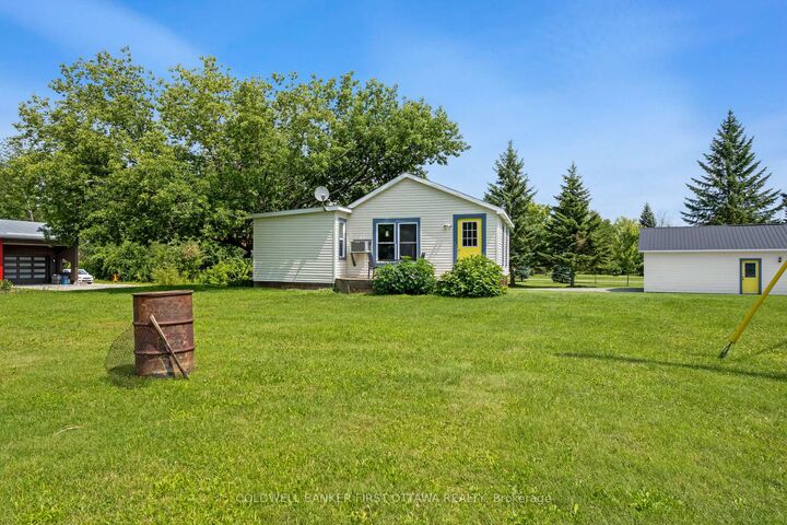 Property Photo: 127 Rose Mac Drive ON K0G 1W0