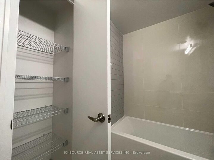 Property Photo:  30 Gibbs Road 2503  ON M9B 6L6 