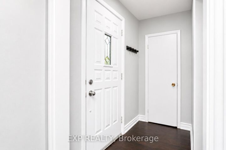Property Photo: 1202 Sun Valley Court ON L1J 3N2