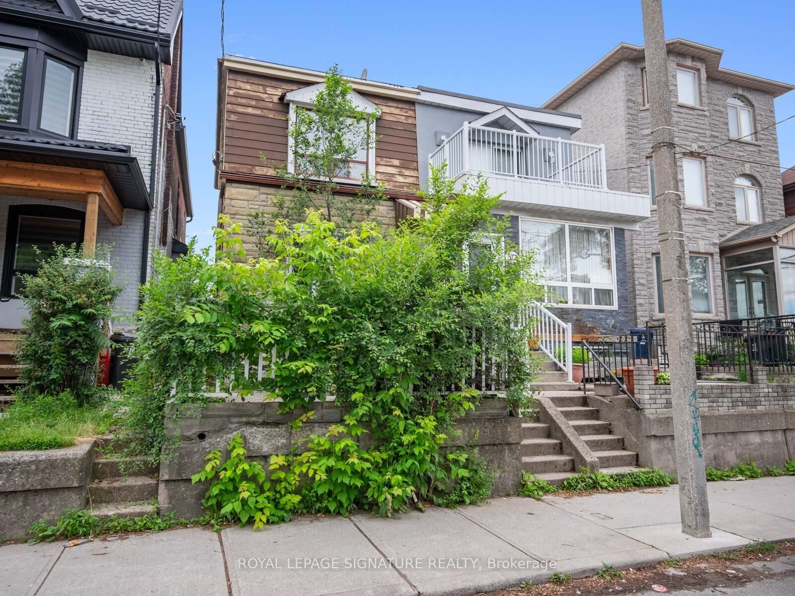 Property Photo: 570 Jones Avenue ON M4J 3H1
