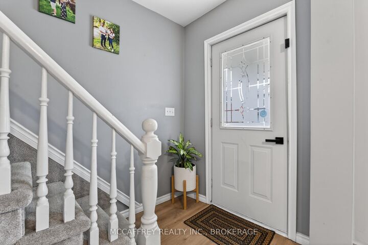 Property Photo: 427 Thomas Street ON K0K 1X0