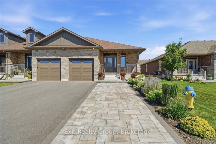 32 Wims Way — photo 1