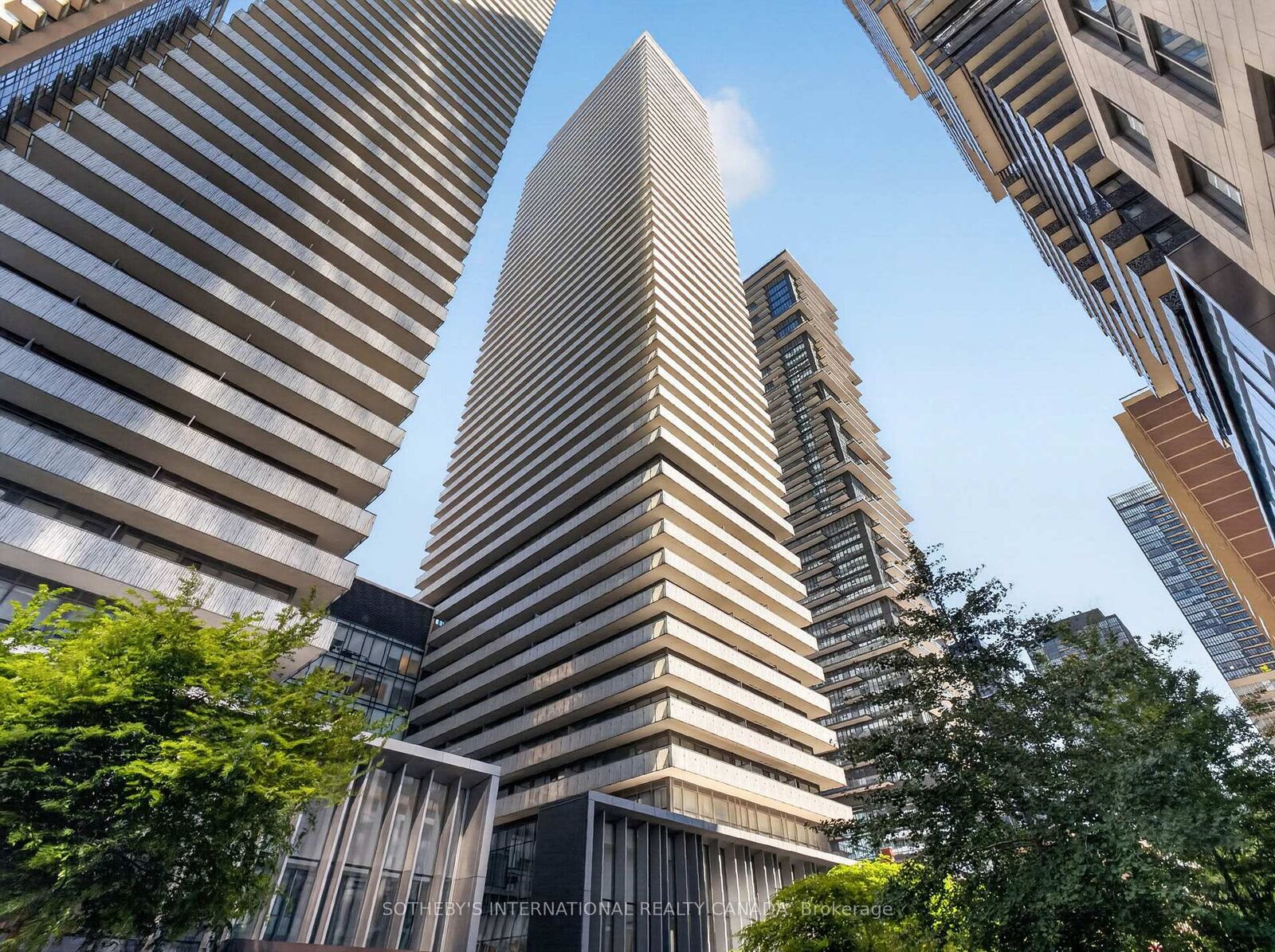 Property Photo:  50 Charles Street E 5501  ON M4Y 0C3 