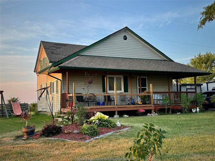 3100 Lakeshore Rd 303 — photo 1
