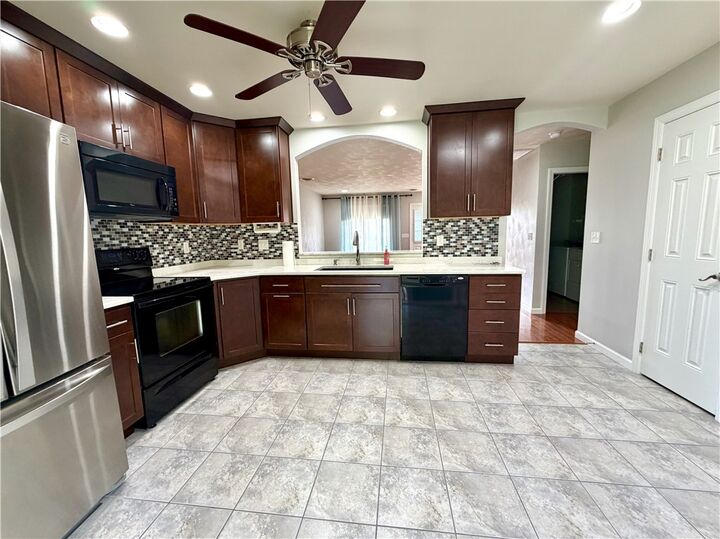 Property Photo:  788 Everview Ln  PA 15627 