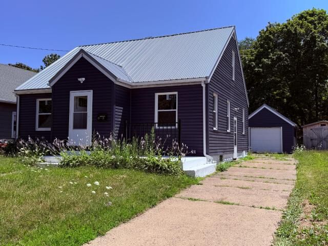 Property Photo:  1921 Prospect Avenue  PA 16510 