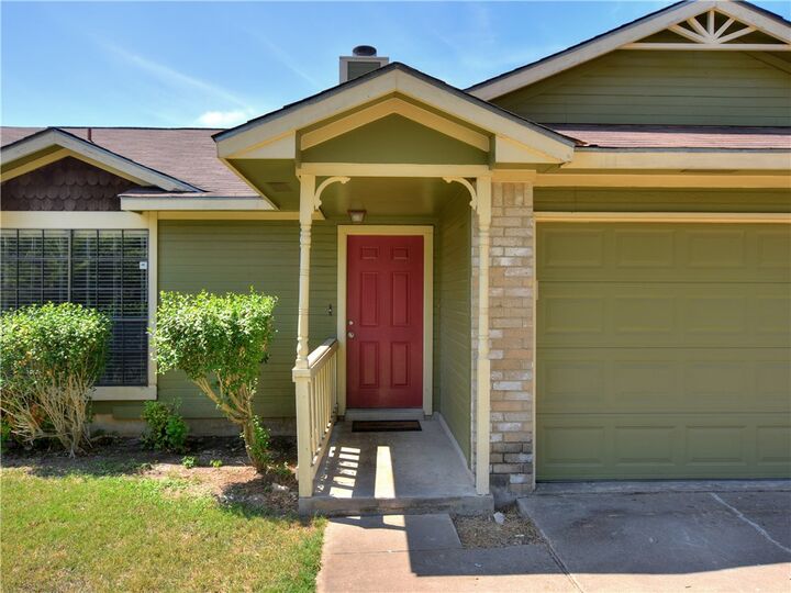 Property Photo: 802 Primrose Lane TX 78613