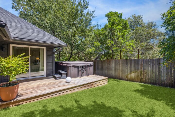 Property Photo: 3911 Dry Creek Drive TX 78731