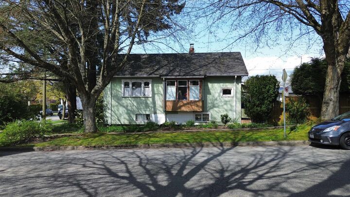 Property Photo: 4496 Ontario Street BC V5V 3H1