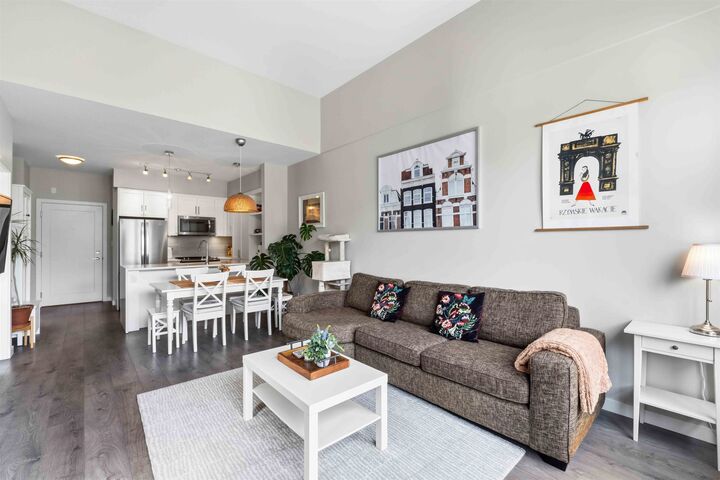 Property Photo: 20211 66 Avenue E405 BC V2Y 0L4