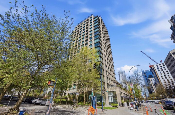 Property Photo:  1003 Burnaby Street 706  BC V6E 4R7 