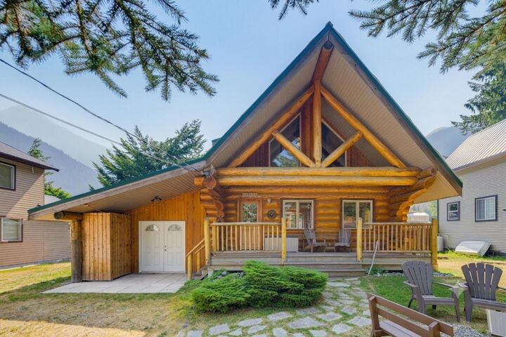 Property Photo: 71788 Meadow Road BC V0X 1L5