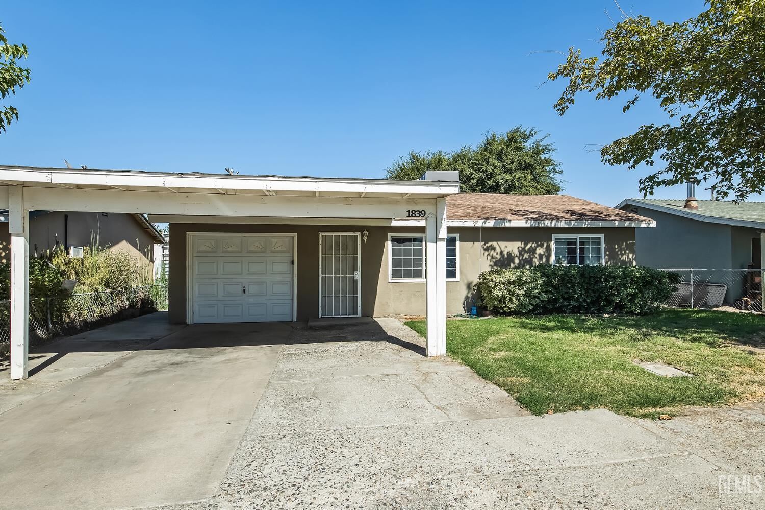 Property Photo: 1839 Estes CA 93212