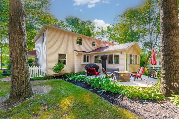 Property Photo: 110 Parkview Drive NY 14072