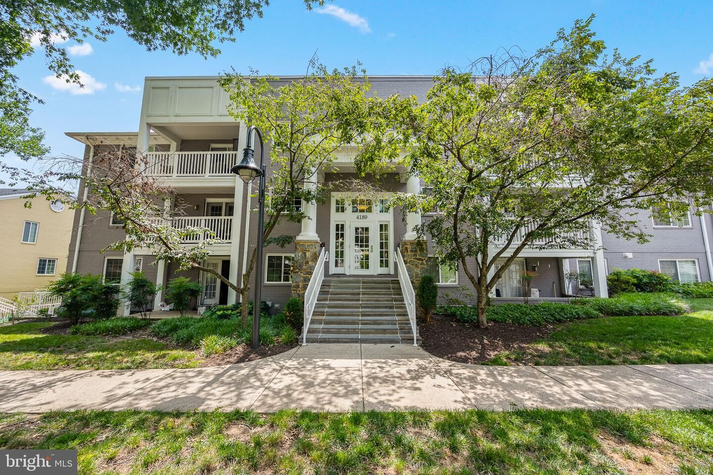 Property Photo: 4189 S Four Mile Run Drive S 101 VA 22204