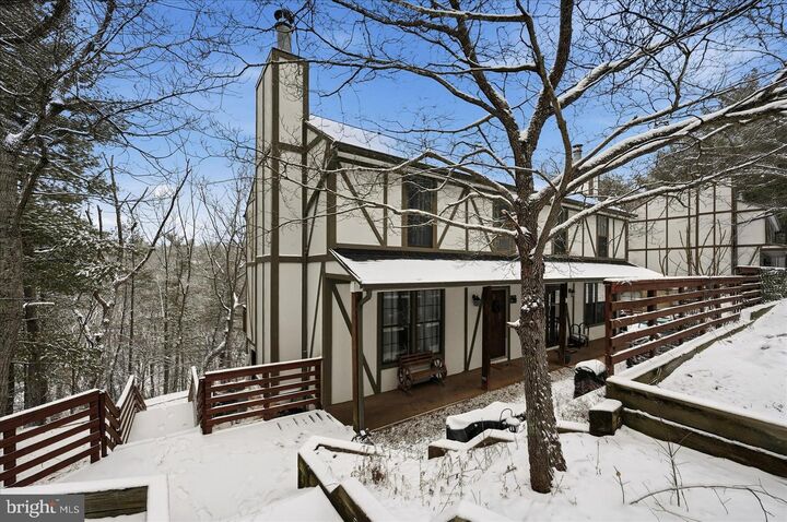 Property Photo:  475 King St A A  VA 22810 