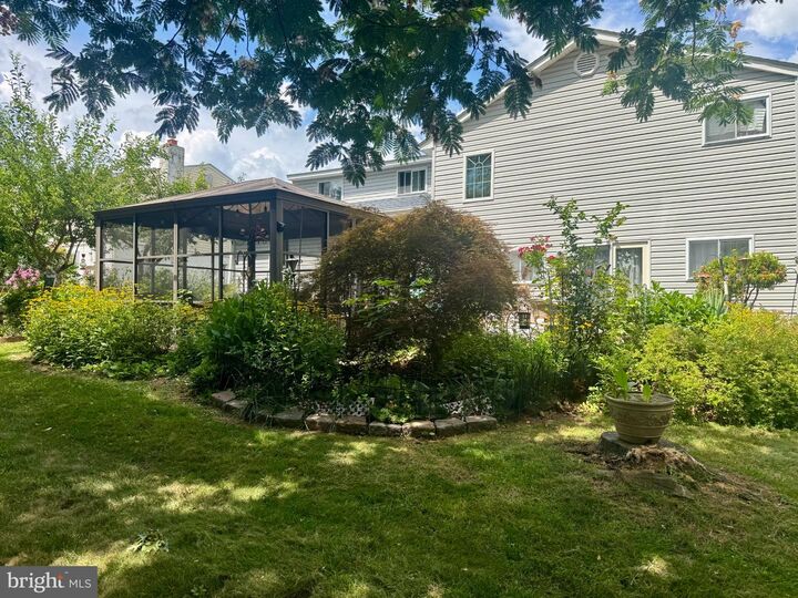 Property Photo: 349 Rettop Place PA 18974