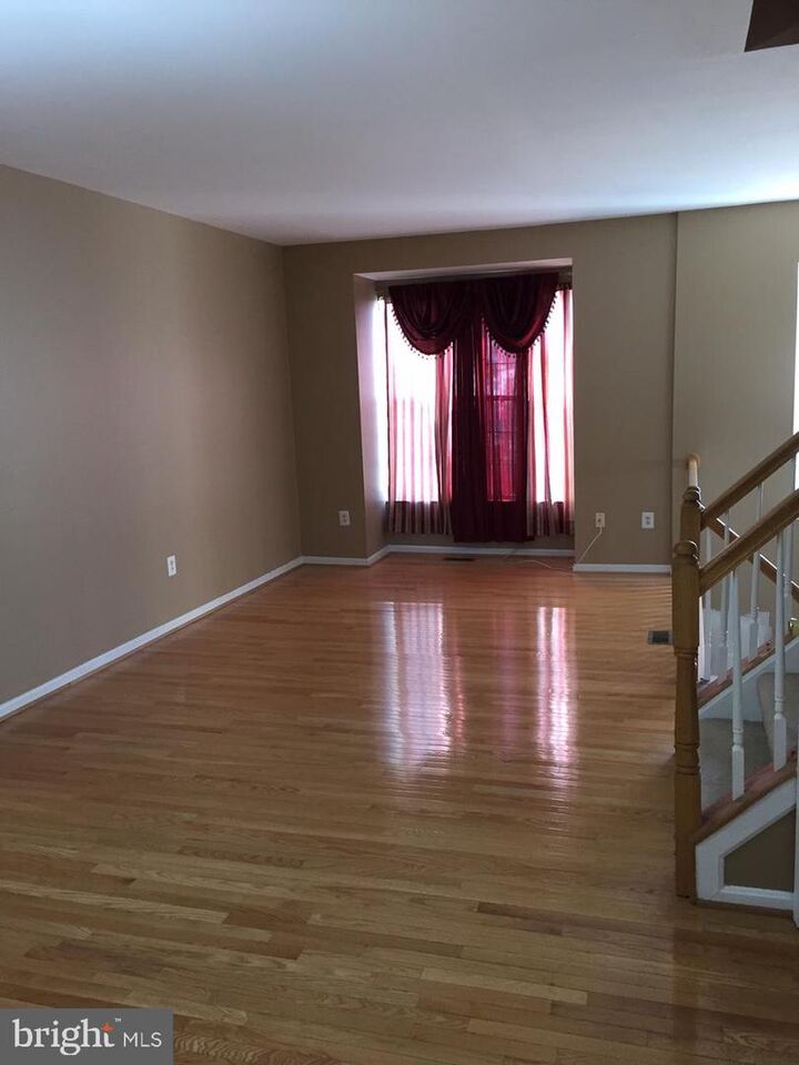 Property Photo:  2503 Clover Field Circle  VA 20171 