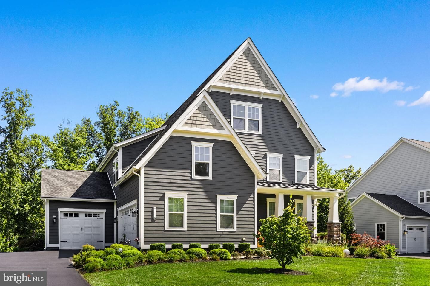 Property Photo: 41116 Hickory Hedge Place VA 20105