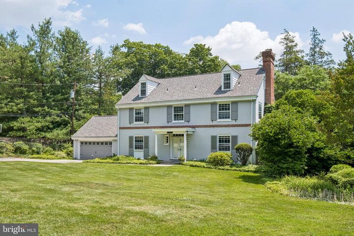 Property Photo:  516 Gravers  PA 19038 