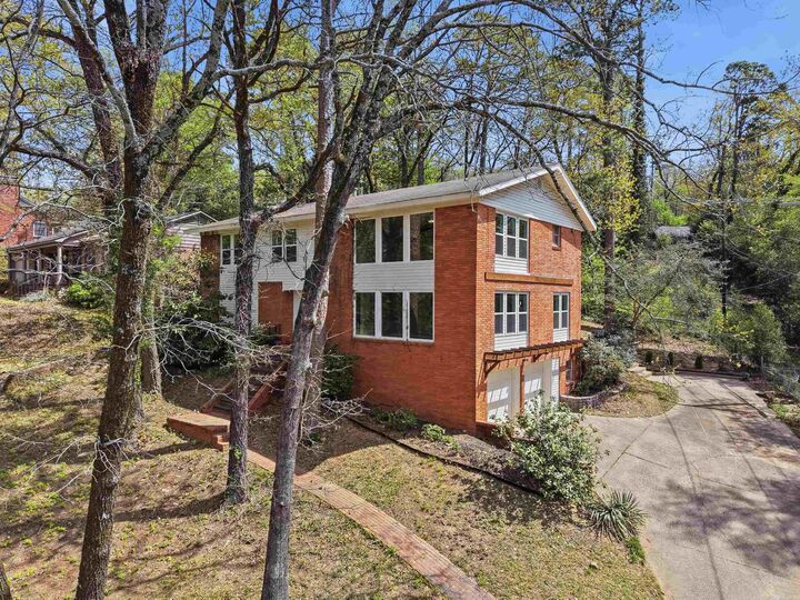 Property Photo:  1 Van Lee Drive  AR 72205 