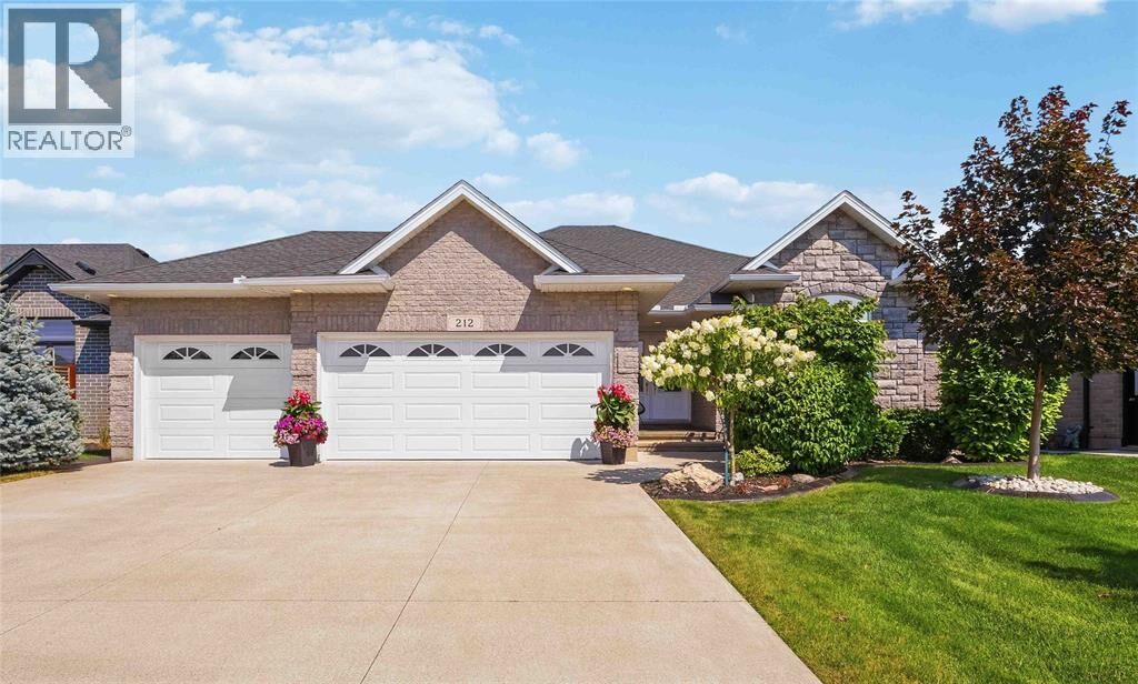 Property Photo: 212 Basquiat Crescent ON N7S 0A6