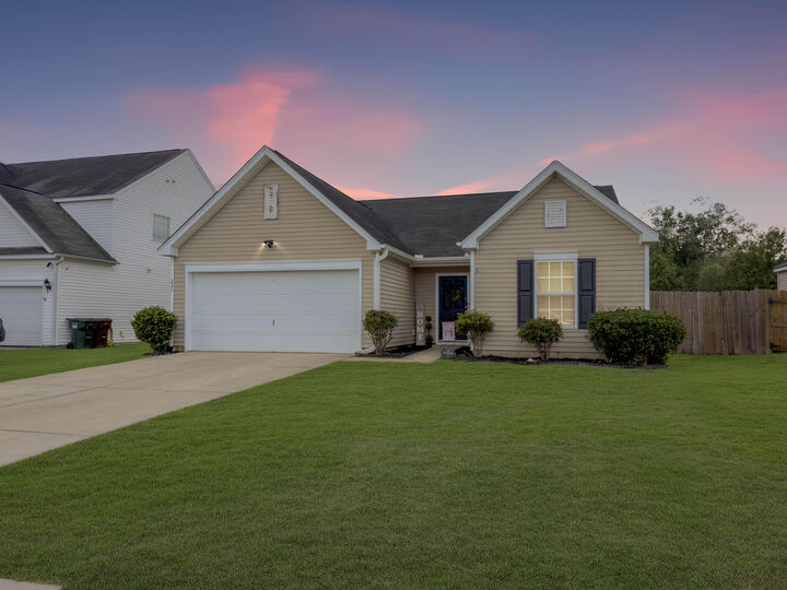 Property Photo: 226 Silk Oak Drive SC 29461