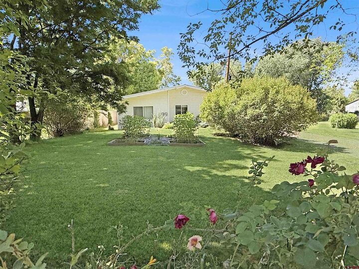 Property Photo: 576 W 6th Avenue CO 81424
