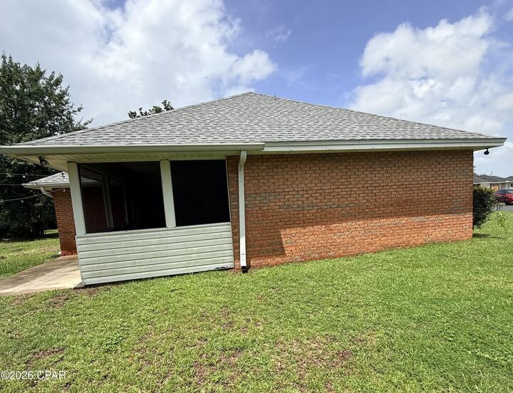 Property Photo:  1801 Bowman Lane  FL 32444 