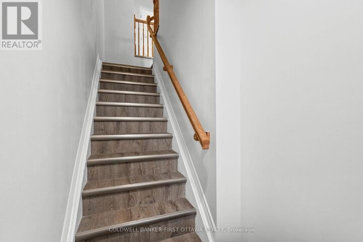 Property Photo:  366 Wiffen Private  ON K2H 1G4 