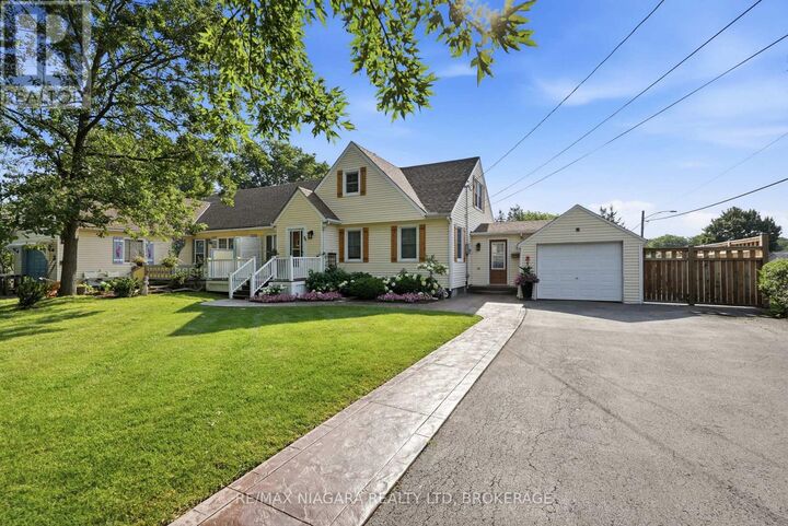 54 Fairview Road — photo 1