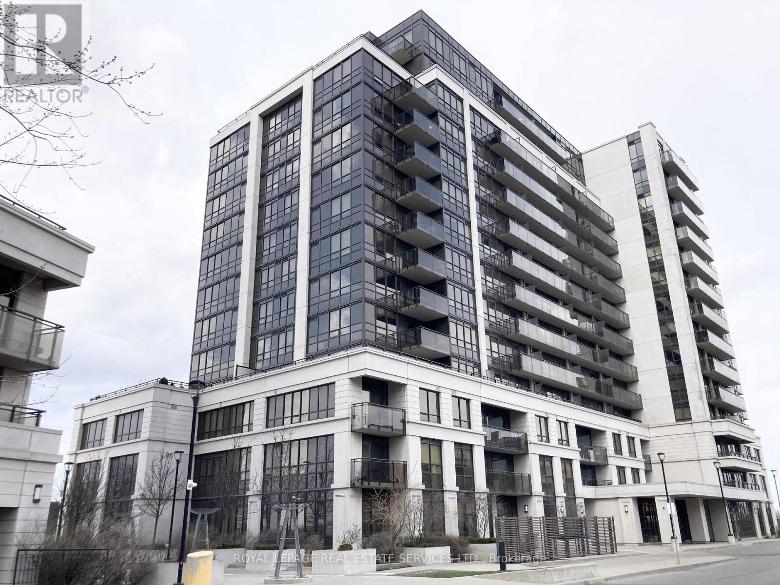 Property Photo:  55 De Boers Drive 204  ON M3J 0G5 
