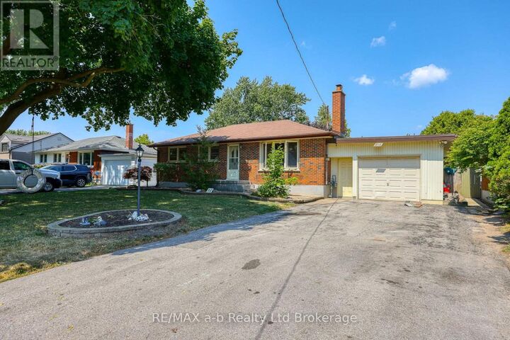 Property Photo:  6752 Beattie Street  ON N6P 1A7 