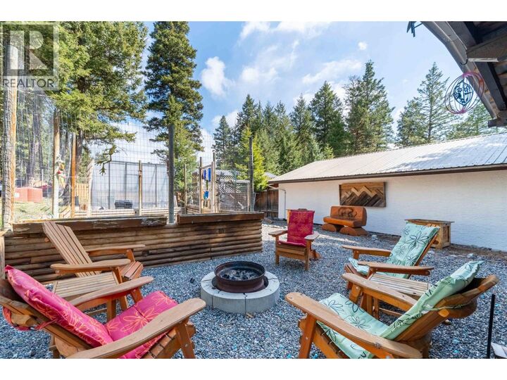 Property Photo: 5031 Gloinnzun Drive BC V0K 2Z0