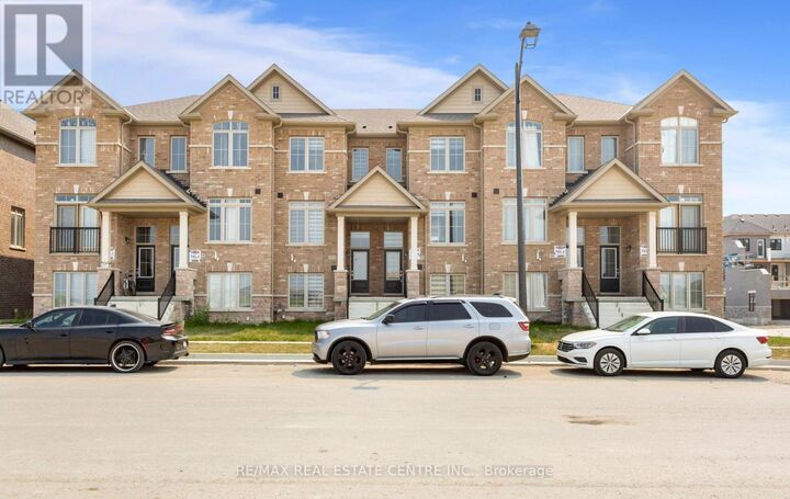 Property Photo:  353 Inspire Boulevard  ON L6R 0B8 