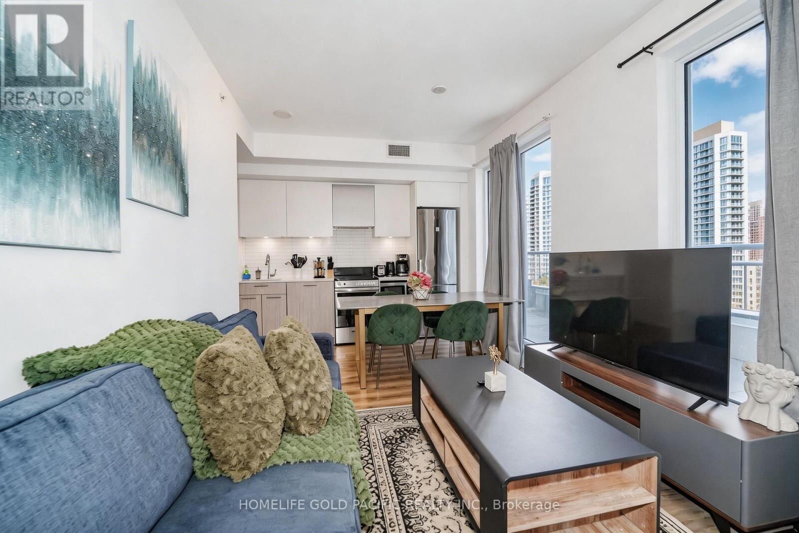 Property Photo:  251 Jarvis Street 925  ON M5B 0C3 