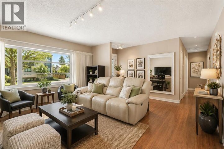Property Photo: 2816 24 Street Northwest AB T2M 3Z3