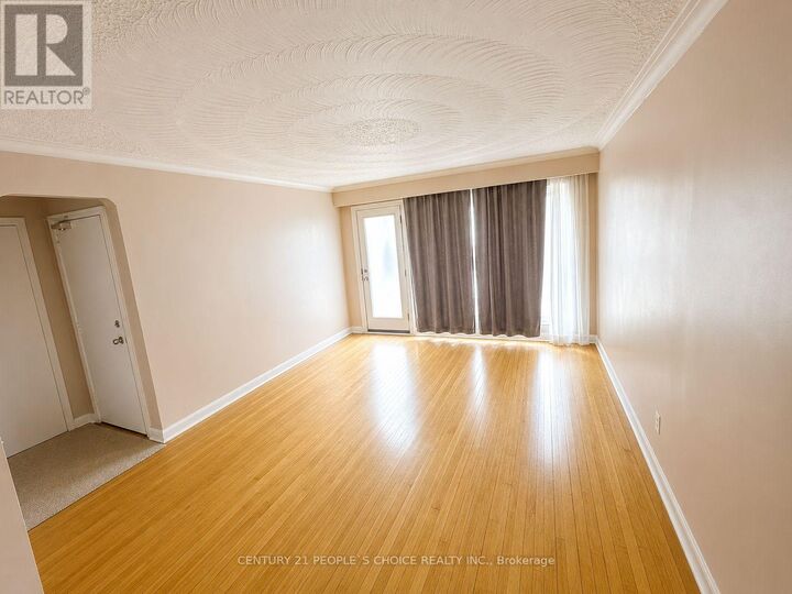 Property Photo: 183 Bowie Avenue 2 ON M6E 2R5