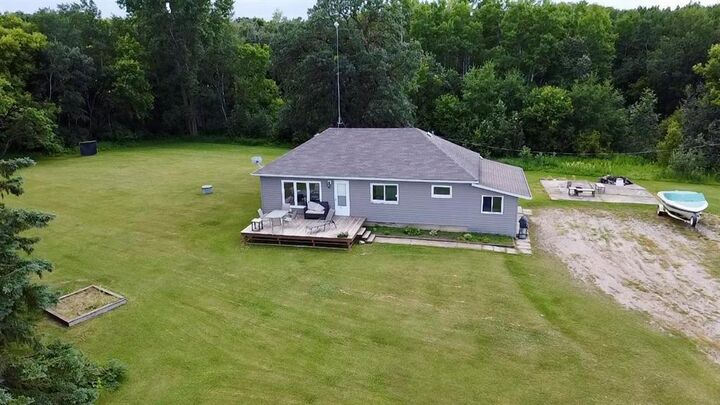 Property Photo: 63008 69 West Road West MB R0H 1L0